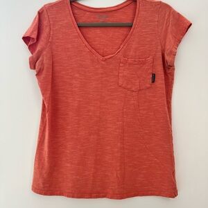 Columbia Women's V-Neck Tee - Coral
